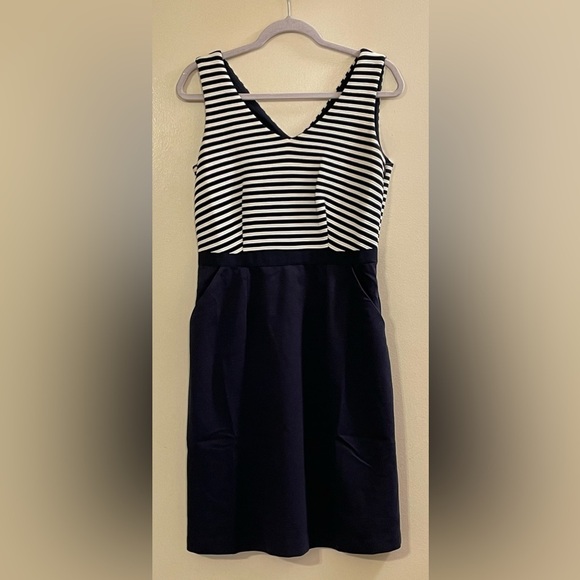 BODEN Belle Ponte Dress in Navy - Picture 2 of 8